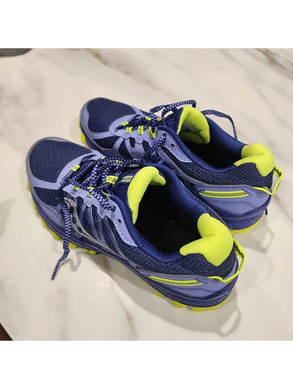 Saucony womans Trail Running Shoes Size 10 Blue and Yellow